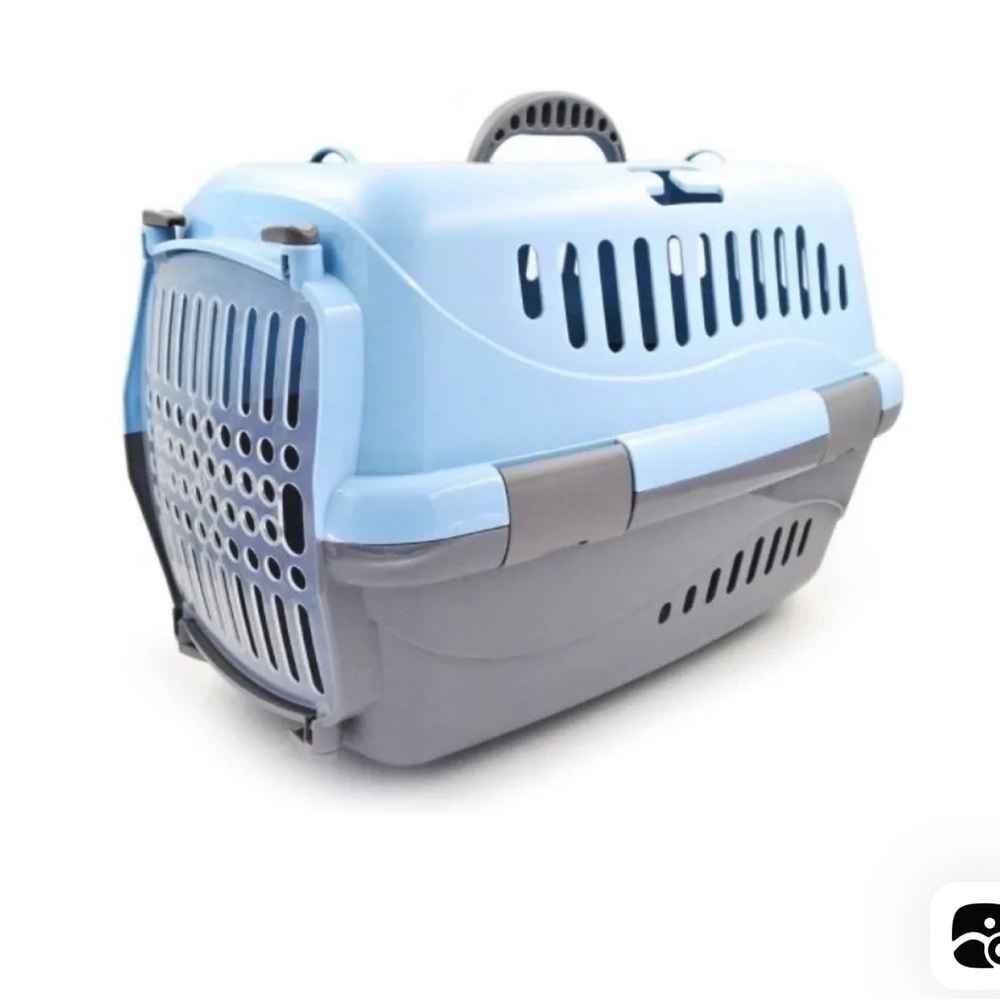Pet carrier for travel